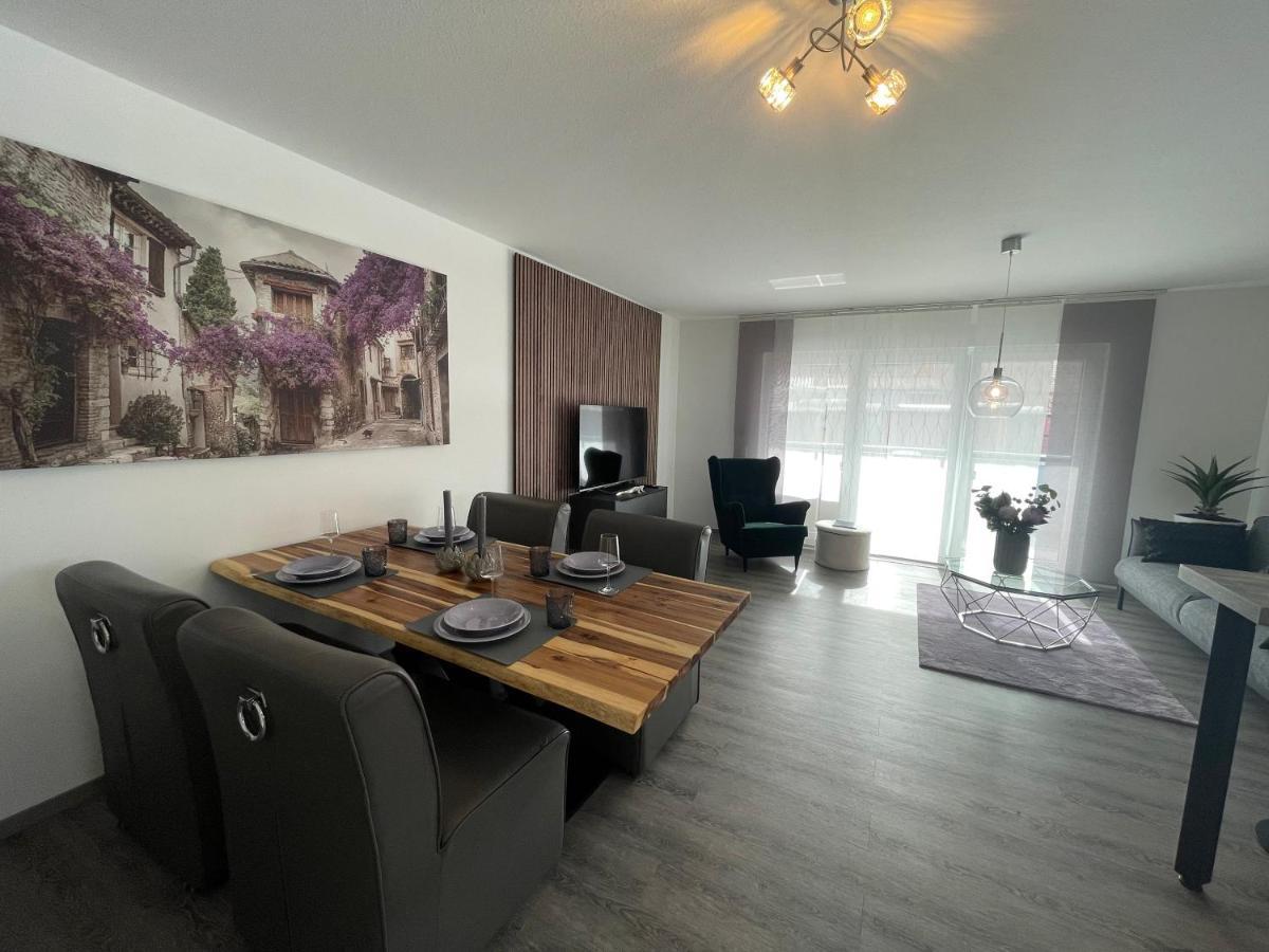 Exklusive Wohnung Zentral Mit Grossem Balkon Losheim Exterior photo