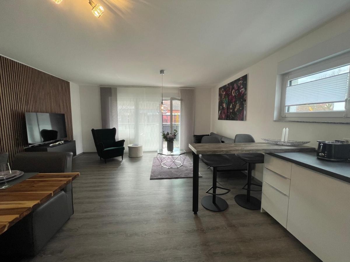 Exklusive Wohnung Zentral Mit Grossem Balkon Losheim Exterior photo